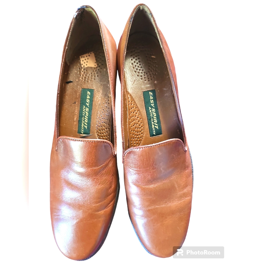 Easy spirit loafers